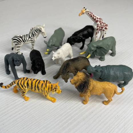 Набір тварин африканські в пакеті YJ 717